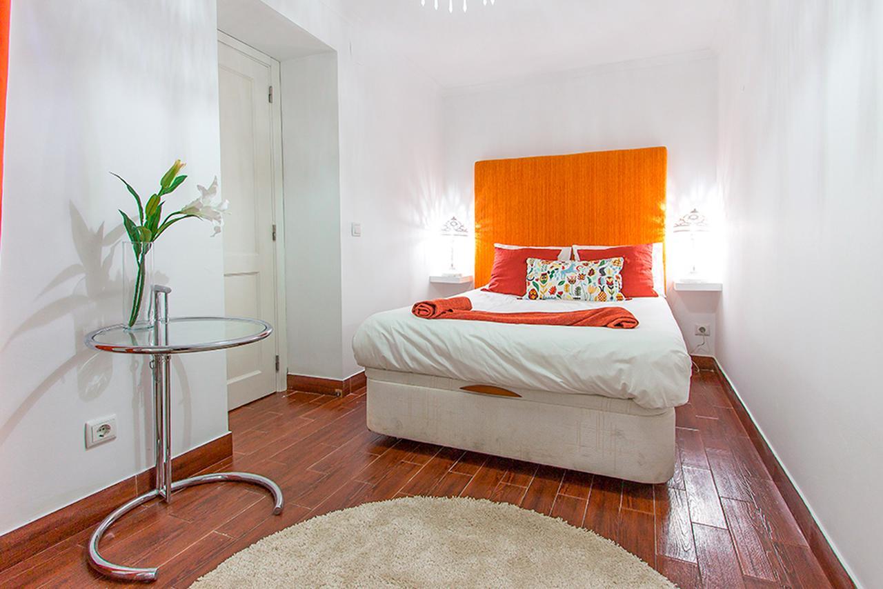 Santana Terrace By Homing *